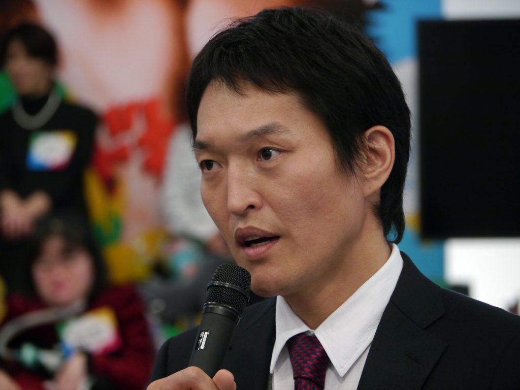 D.culture 「腫れ物に触れ」と千原ジュニアは言った。 前代未聞の福祉番組、その収録現場に潜入してみた。